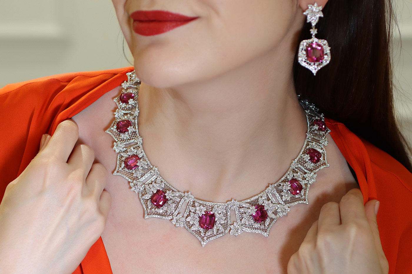 Serendipity Jewelry Secret d’Iris High Jewellery necklace with lace-effect goldwork and cushion-cut pink tourmalines requiring more than 1,800 hours of work
