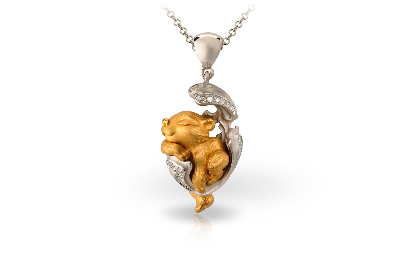  Carrera Y Carrera Dream Bear necklace in gold, white gold and diamond from the Dreams collection