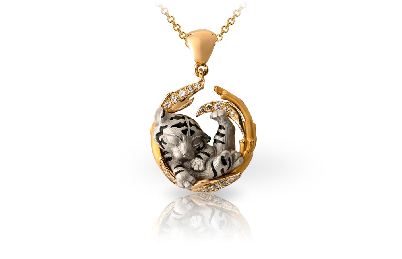  Carrera Y Carrera Dream Tiger necklace in gold, white gold and diamond from the Dreams collection