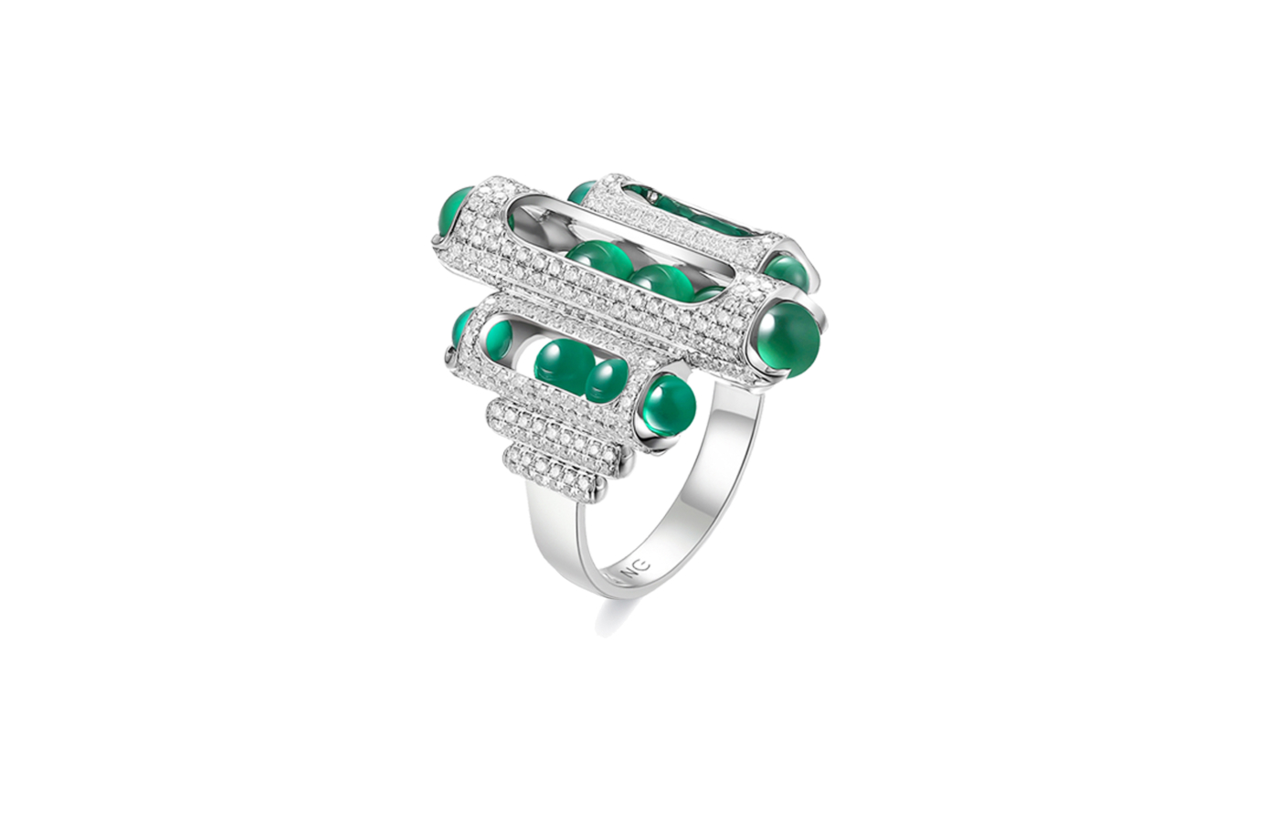  Zeemou Zeng Melody diamond cocktail ring in 18k white gold with pavé diamonds and green chalcedony 