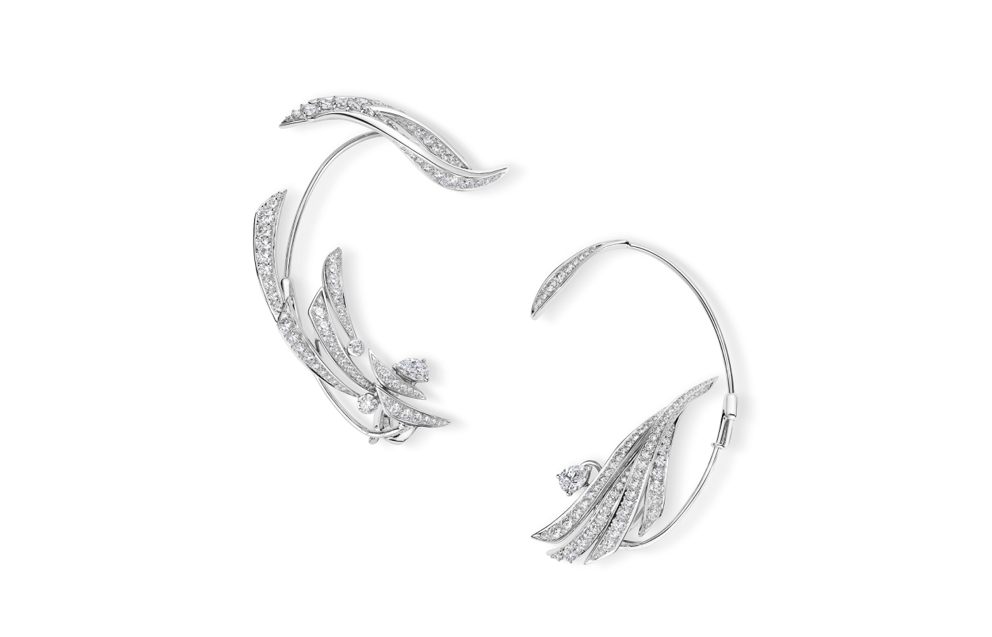  Chaumet Envol earcuffs in white gold and diamond from the Un air de Chaumet collection