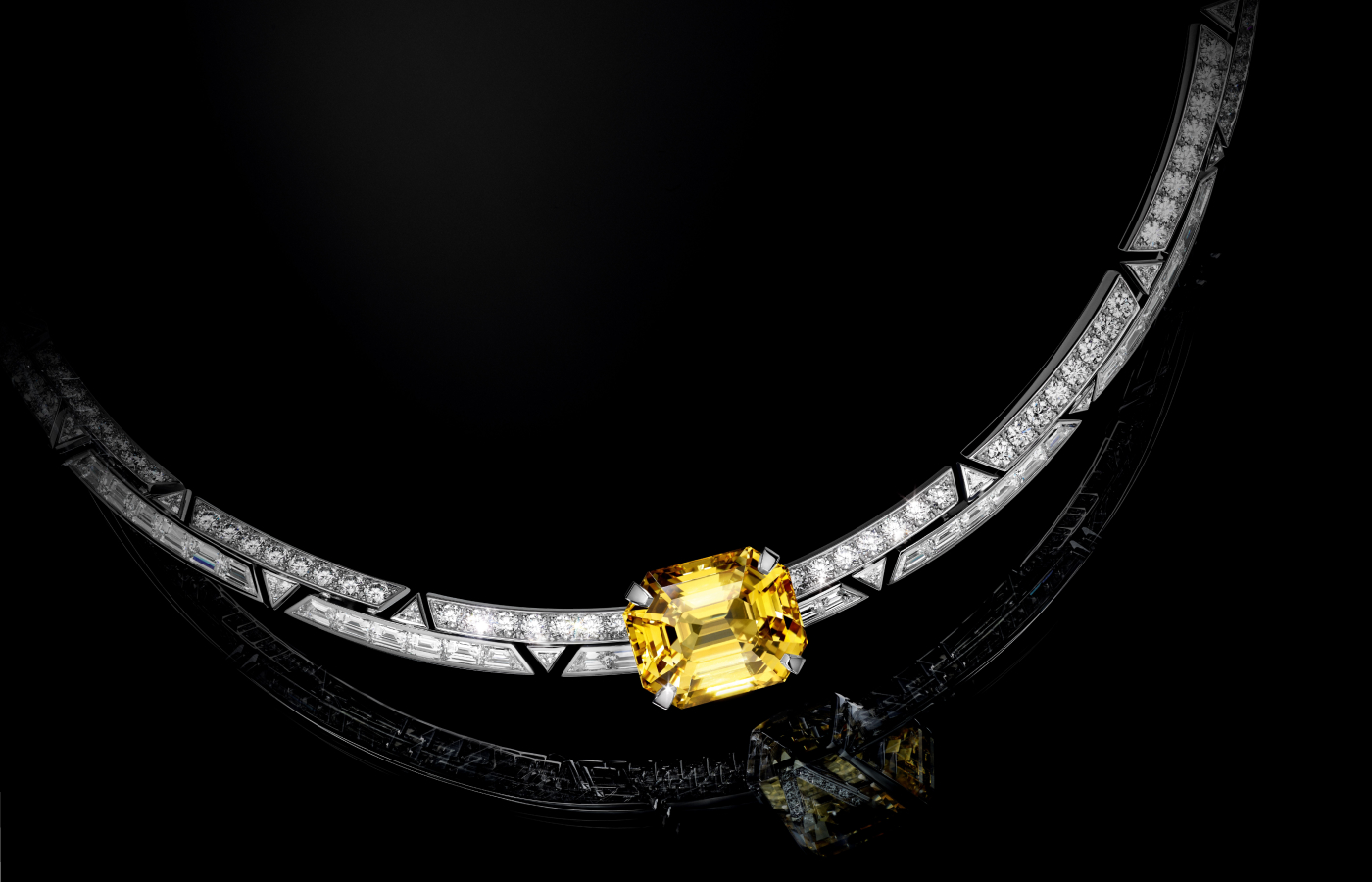 Drift necklace in 18k white gold, set with one octagonal step-cut golden-yellow sapphire of 30.47 carats from Sri Lanka and diamonds, from the Louis Vuitton Deep Time Chapter II High Jewellery collection