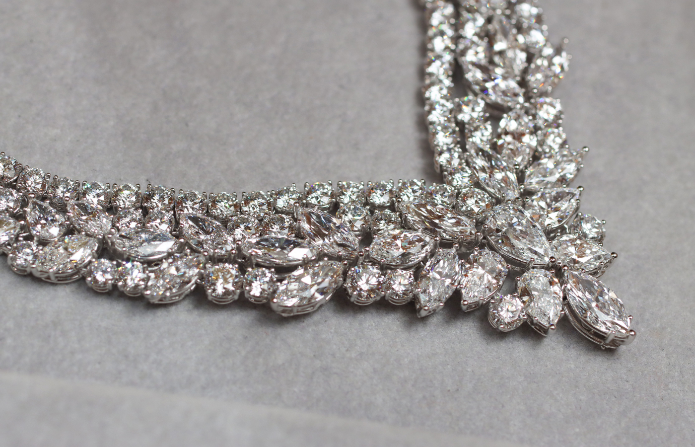  A closer look at the round brilliant-cut, pear-shaped and marquise-cut diamonds in the House of GOL Natalie necklace 