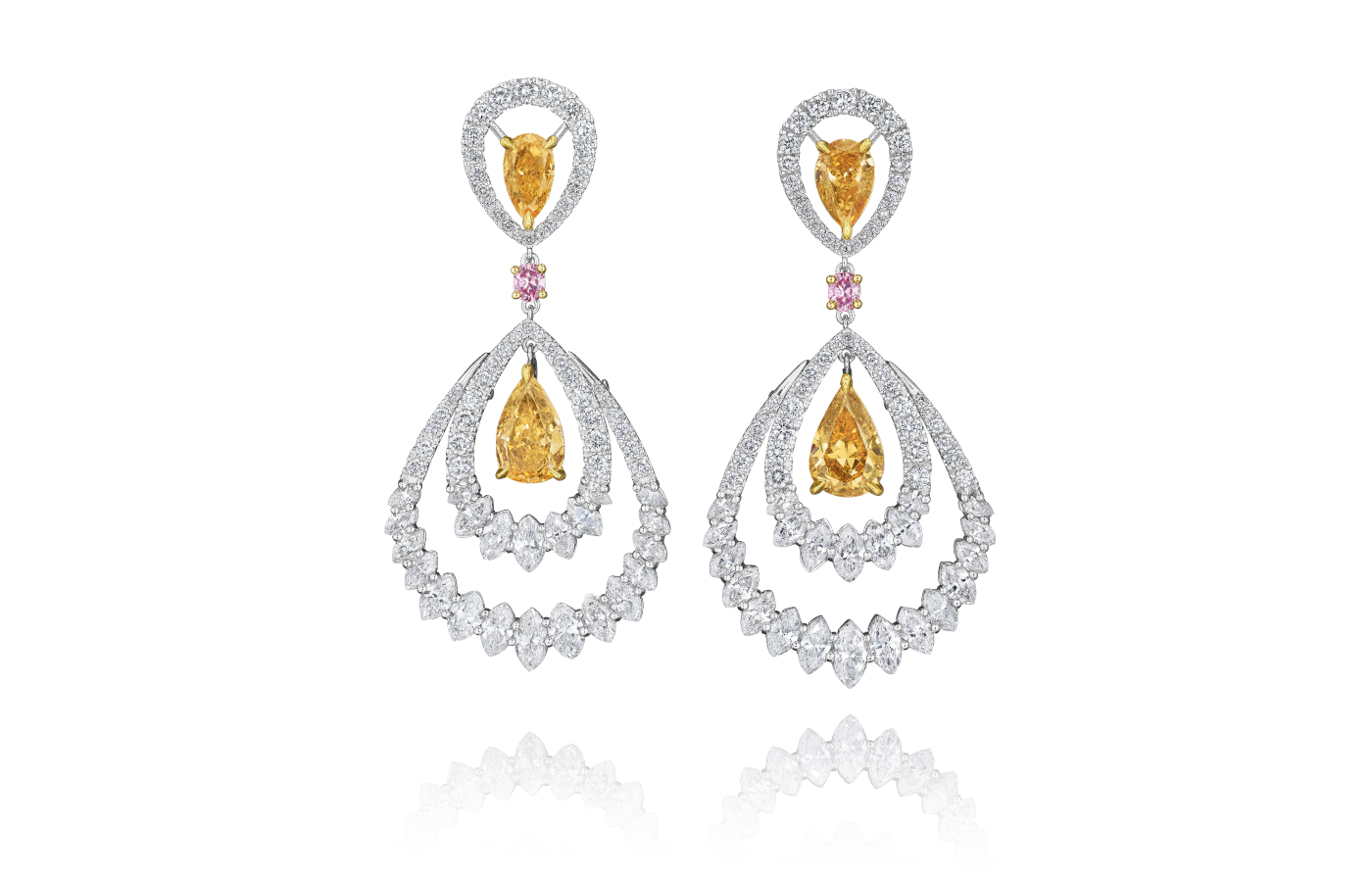  House of GOL Legacy ear pendants with pear-shaped fancy vivid orange diamonds, round brilliant-cut pink diamonds, and marquise- and round brilliant-cut colourless diamonds for a total of 11.46 carats, set in 18k yellow gold and platinum 