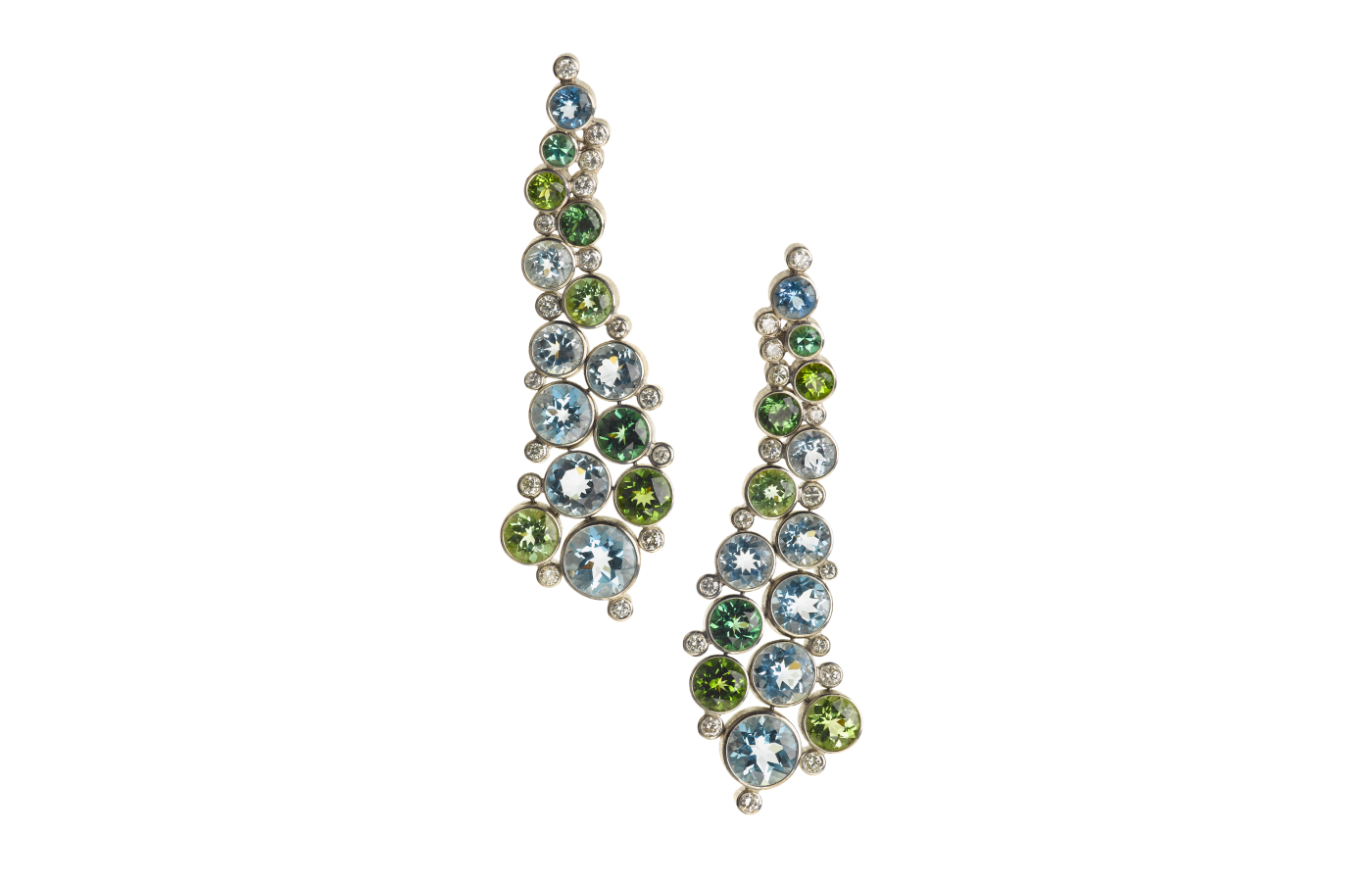  Todd Reed earrings in palladium with 11.43 carats of tourmaline, 18.47 carats of aquamarine and white brilliant-cut diamonds of 1.76 carats