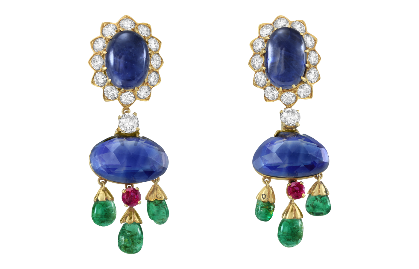  Van Cleef & Arpels will present these Heritage collection earrings (1967) with two rose-cut Kashmir sapphires for 21.23 carats, two cabochon-cut Burmese sapphires for 15.68 carats, plus emeralds, rubies, and diamonds in 18k gold at TEFAF Maastricht in March 2024