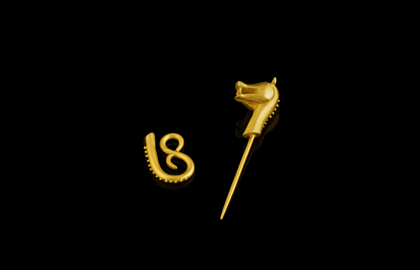  The dragon masthead of the Viking Longship by Loren Nicole can be worn as a jabot pin 