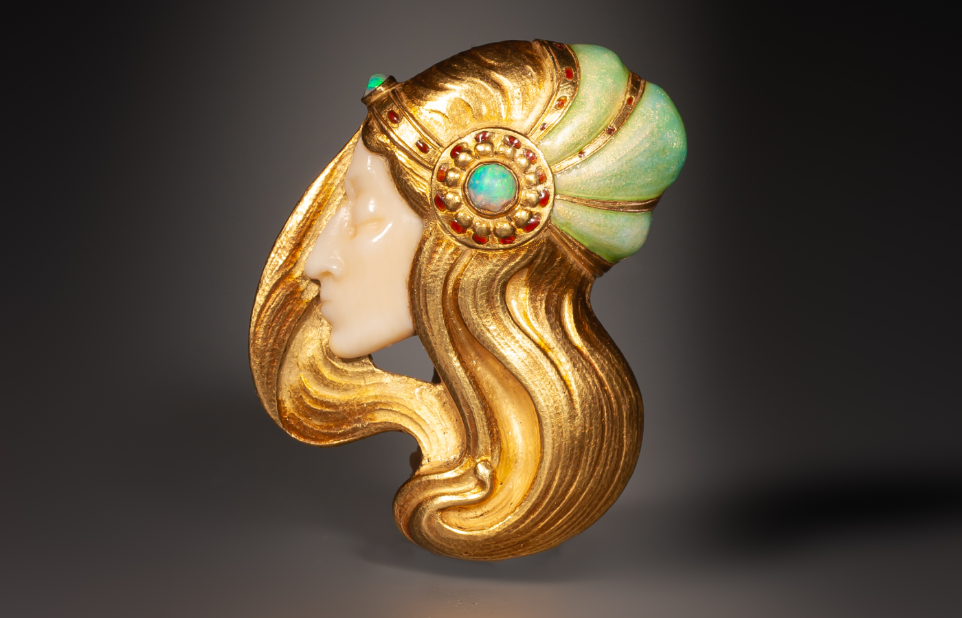  An Art Nouveau ivory, opal and enamel brooch by Marcel Bing to be showcased by Epoque Fine Jewels at TEFAF Maastricht in March 2024