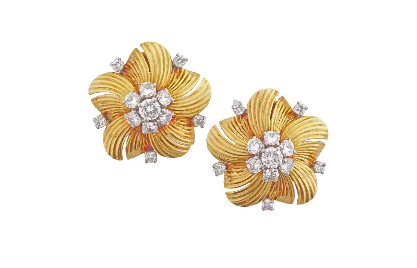  A La Vieille Russie will highlight these Cartier gold and diamond flowerhead earrings with diamonds at TEFAF Maastricht in March 2024
