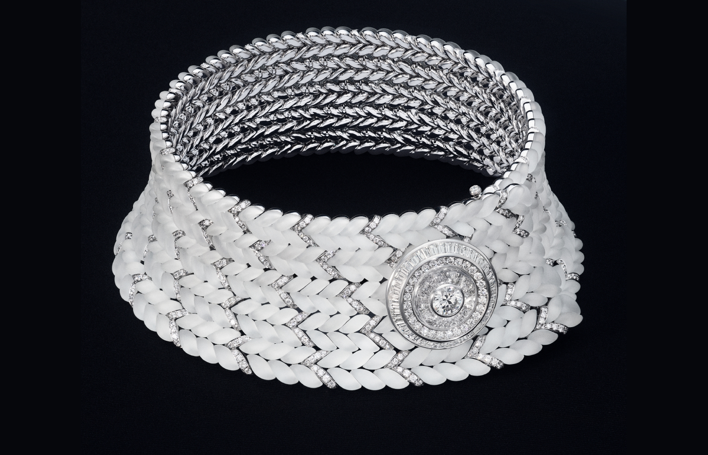 Boucheron Tricot necklace with a 2.01-carat round diamond and rock crystal, paved with diamonds in 18k white gold, from the Histoire de Style The Power of Couture High Jewellery Collection