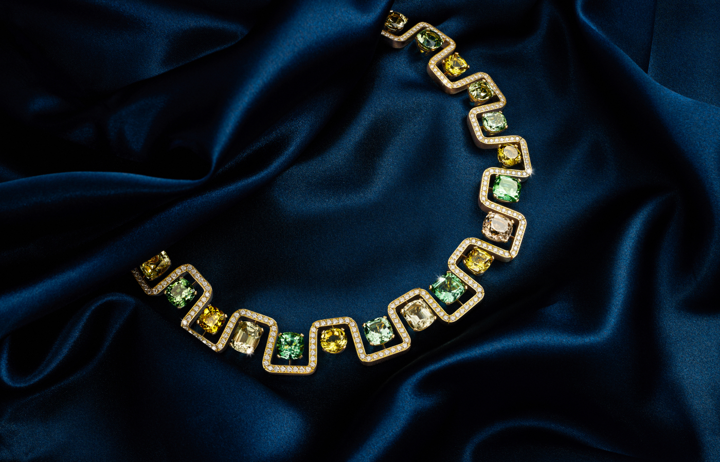 Bucherer Fine Jewellery necklace from the Manhattan High Jewellery collection with 21 tourmalines, eight yellow beryls and 399 brilliant-cut diamonds in 18k yellow gold 