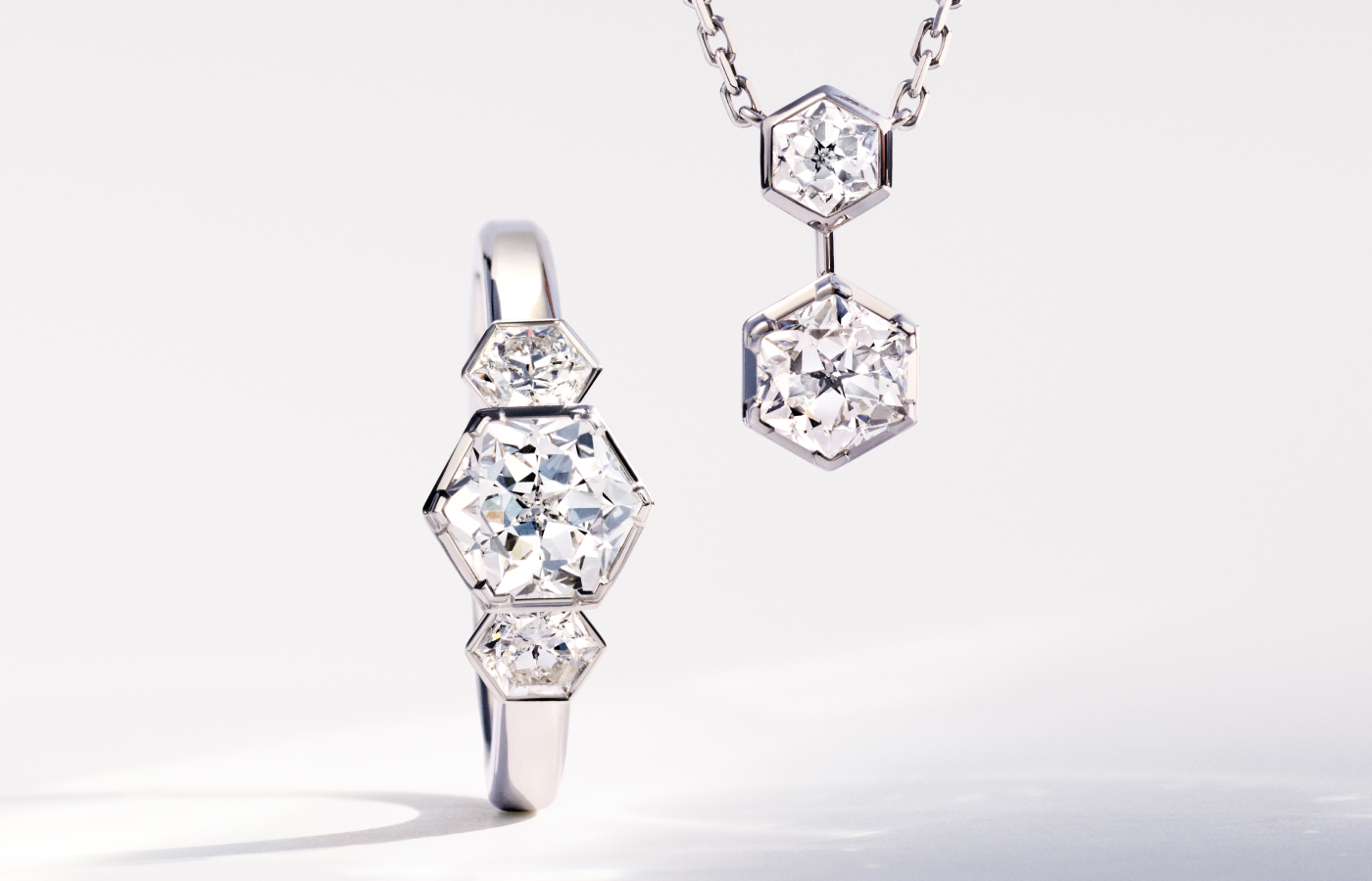  Chaumet Bee My Love ring and pendant in white gold and Taille Impératrice diamond