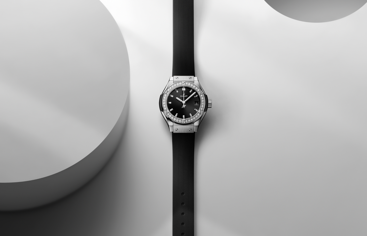  Hublot Classic Fusion watch in titanium set with 36 diamonds