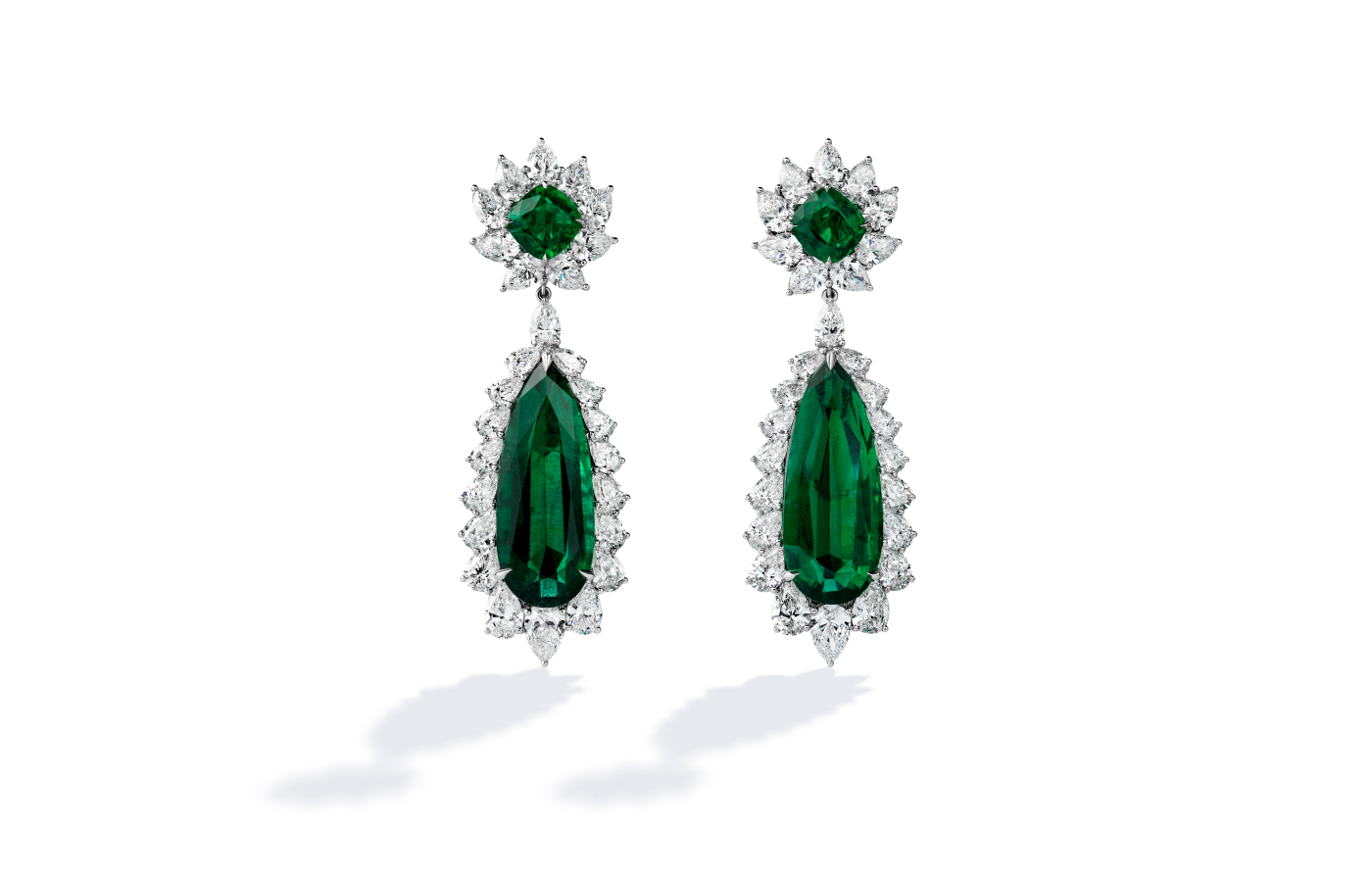  BAYCO earrings in platinum, 43.16-cts of emeralds and diamond