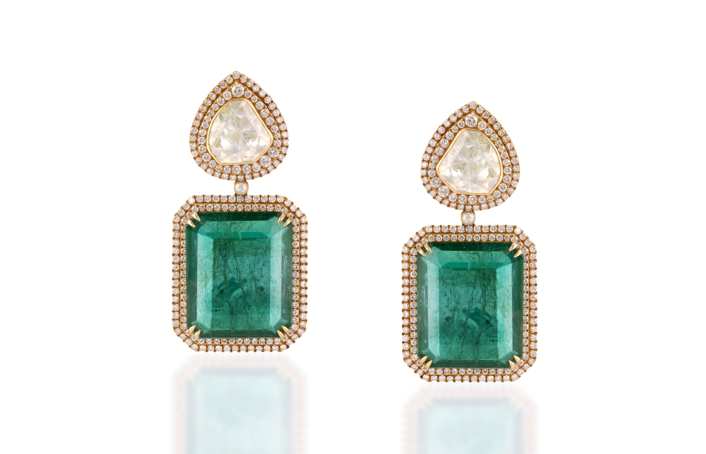  Hazoorilal Legacy earrings in gold, emerald and diamond