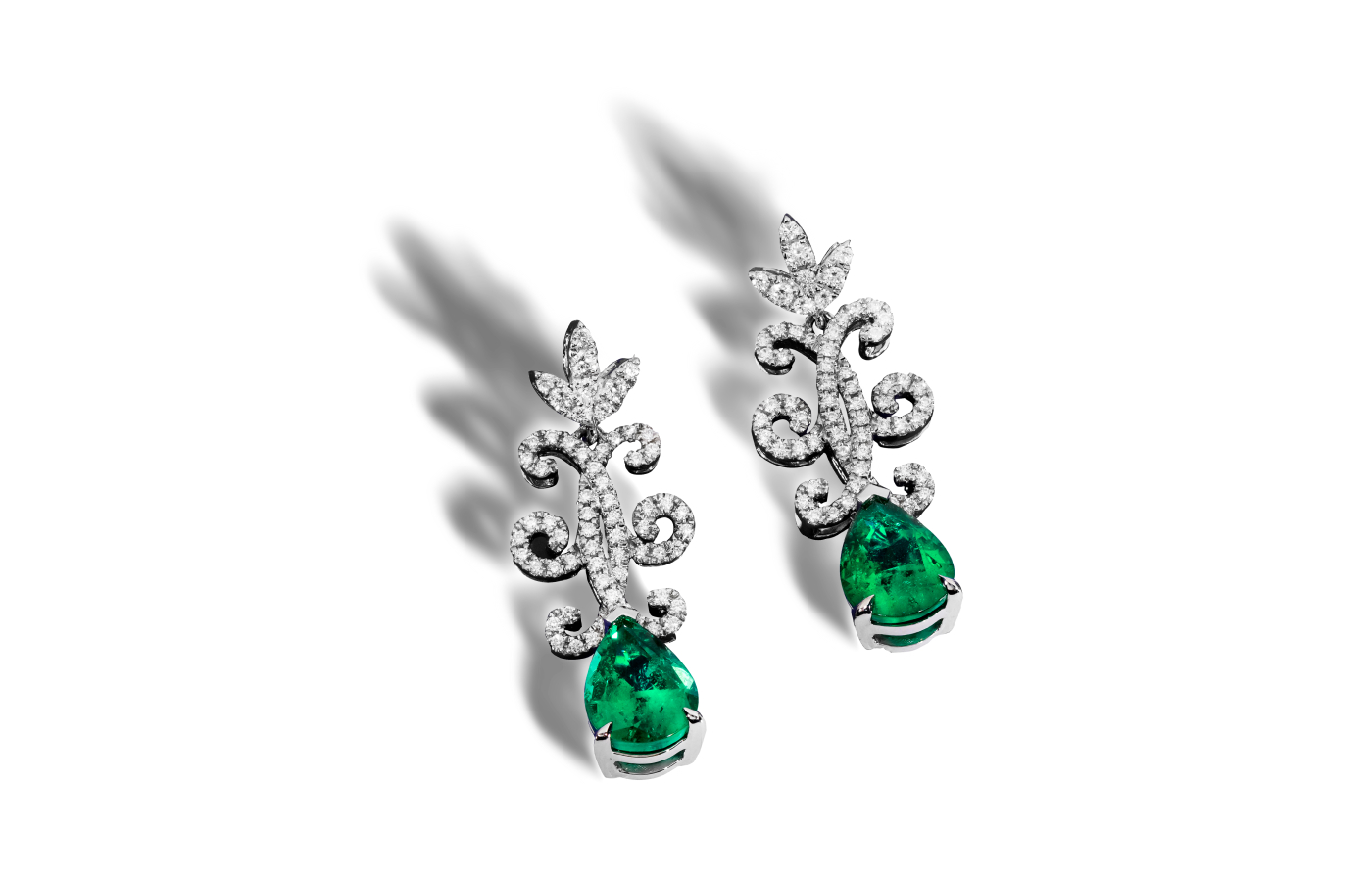  Le Vian Talulah earrings in platnium, emerald and diamond
