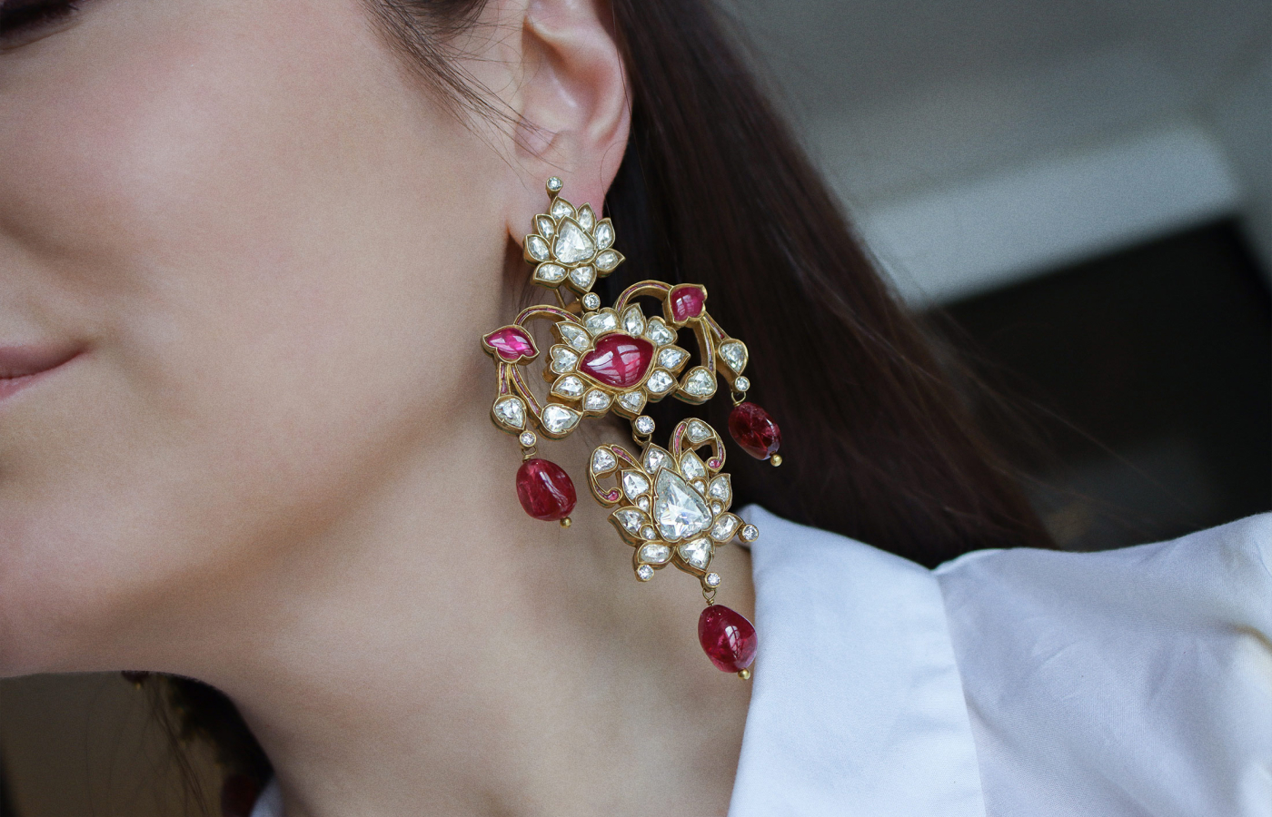 Katerina Perez wearing Amrapali earrings in gold set with spinels, rubies and diamonds