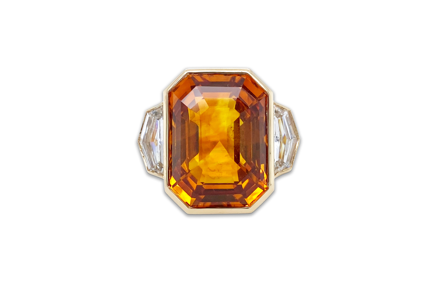  Bayco ring in gold set with a 15-ct orange sapphire and diamonds