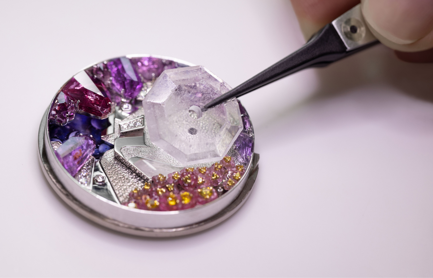  Making of the Van Cleef & Arpels Lady Arpels Nuit Enchantée watch in white gold, rose gold, grisaille, plique-à-jour and façonné enamel, sapphire, rock crystal and diamond