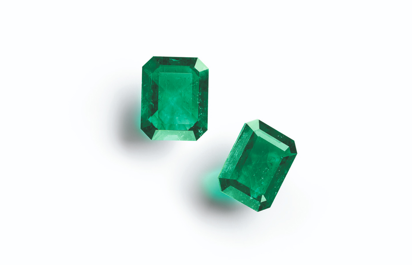  A set of emerald-cut Muzo emeralds