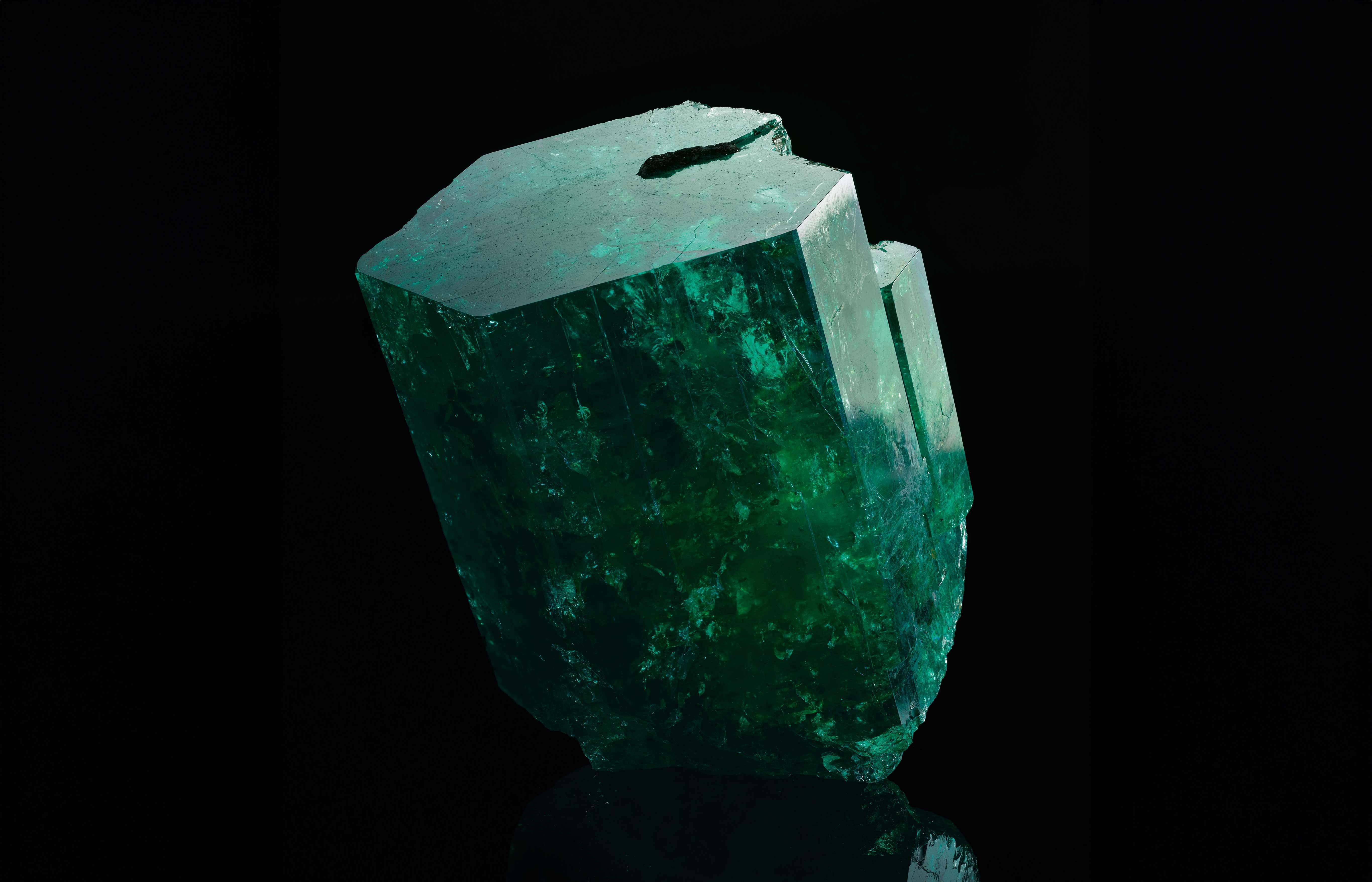  An uncut Muzo emerald