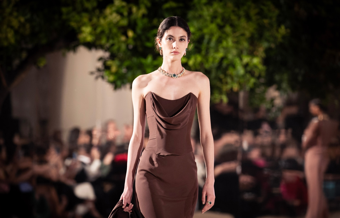  A model wears an elegant necklace and pair of earrings from the Bulgari Aeterna High Jewellery collection at the launch event in Rome. Photo credit Gabriel De La Chapelle