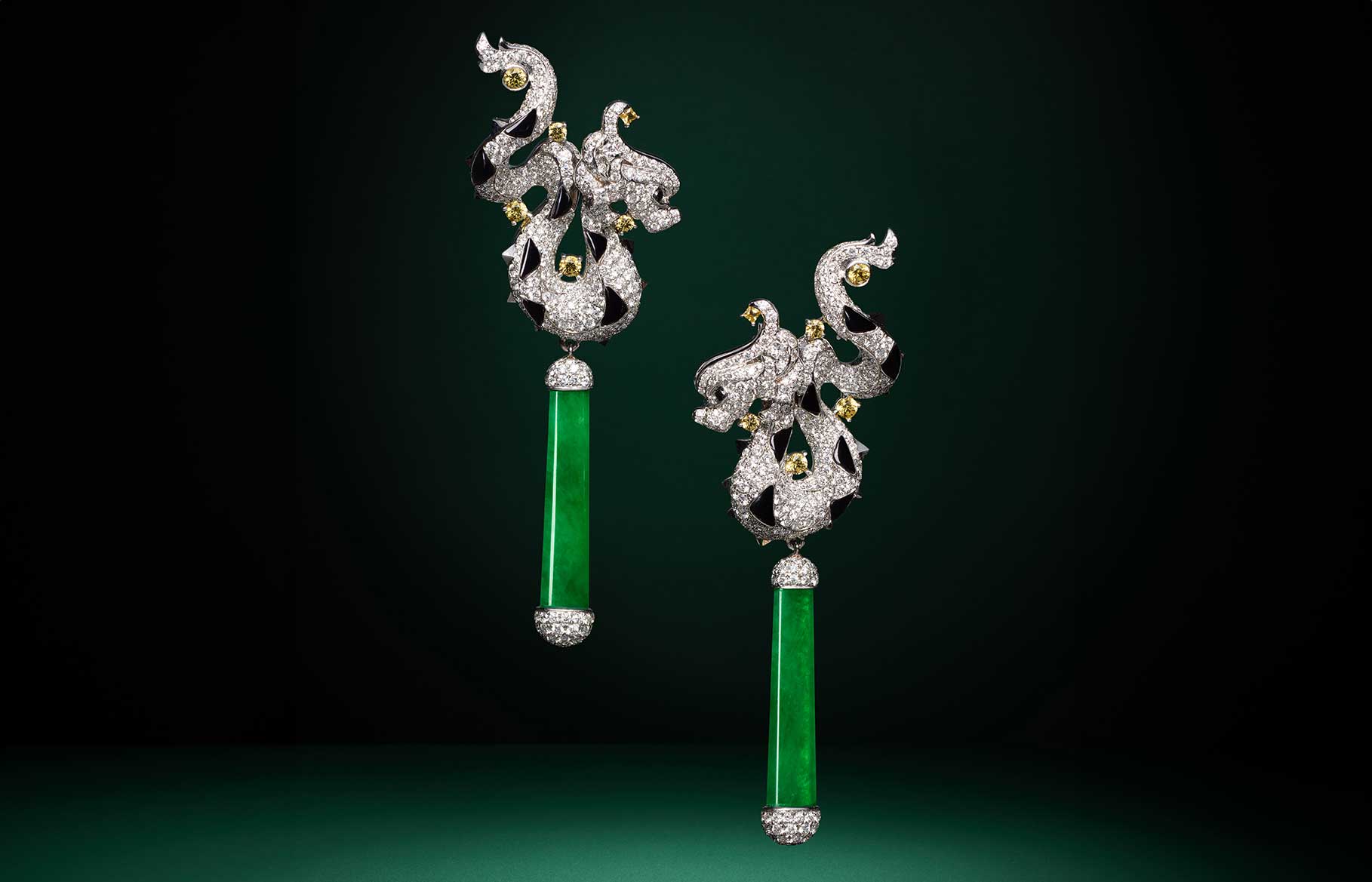  HEHE High Jewelry Majestic Dragon Pillars Ascending Dragon earrings from the Ascending Dragon High Jewellery collection with two columnar jadeites, white diamonds, yellow sapphires and onyx    