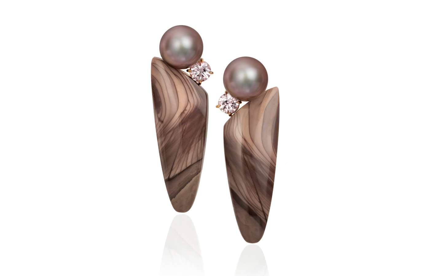 <p>Assael earrings with Fijian pearls, Willow Creek jasper and lavander spinel in 18k rose gold</p>

