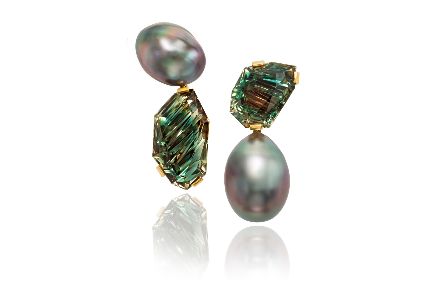 Assael ‘In Reverse’ earrings with 20.78 carats of sunstone, a Tahitian baroque pearl and Keshi pearl in 18k yellow gold 