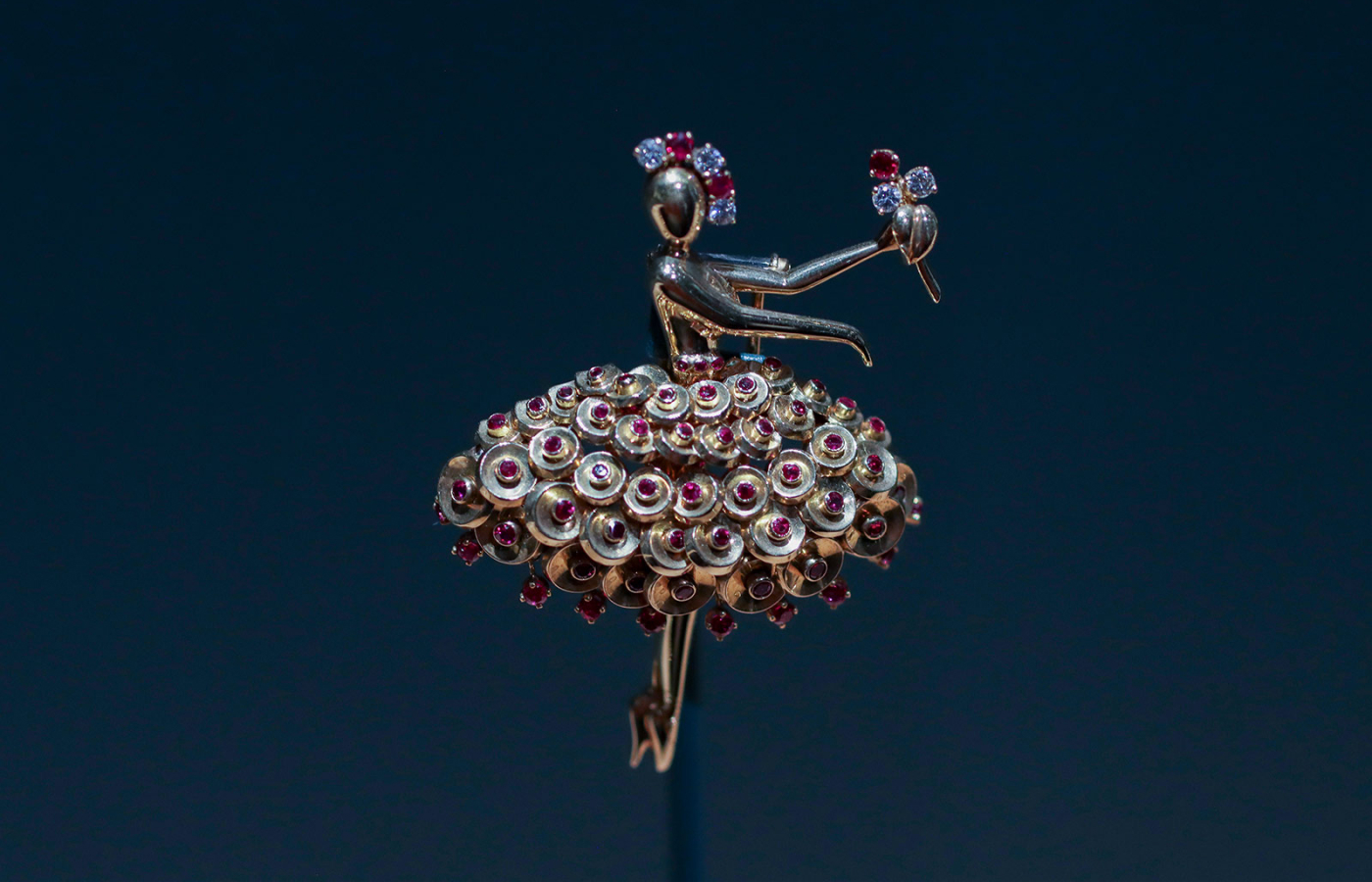  Van Cleef & Arpels Paillettes ballerina clip from 1953