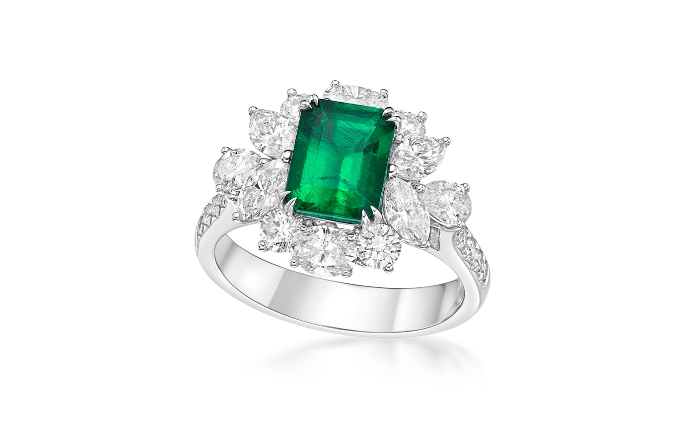  Gilin ring with a 1.69 carat Muzo emerald and 1.92 carats of diamonds in 18k white gold 