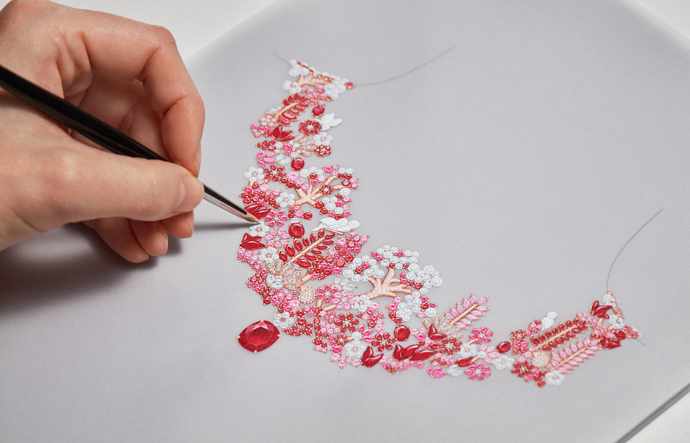  Designing a new Dior Joaillerie necklace from the Diorama & Diorigami High Jewellery collection with rubies, pink sapphires, diamonds, cultured pearls and lacquer in pink gold 