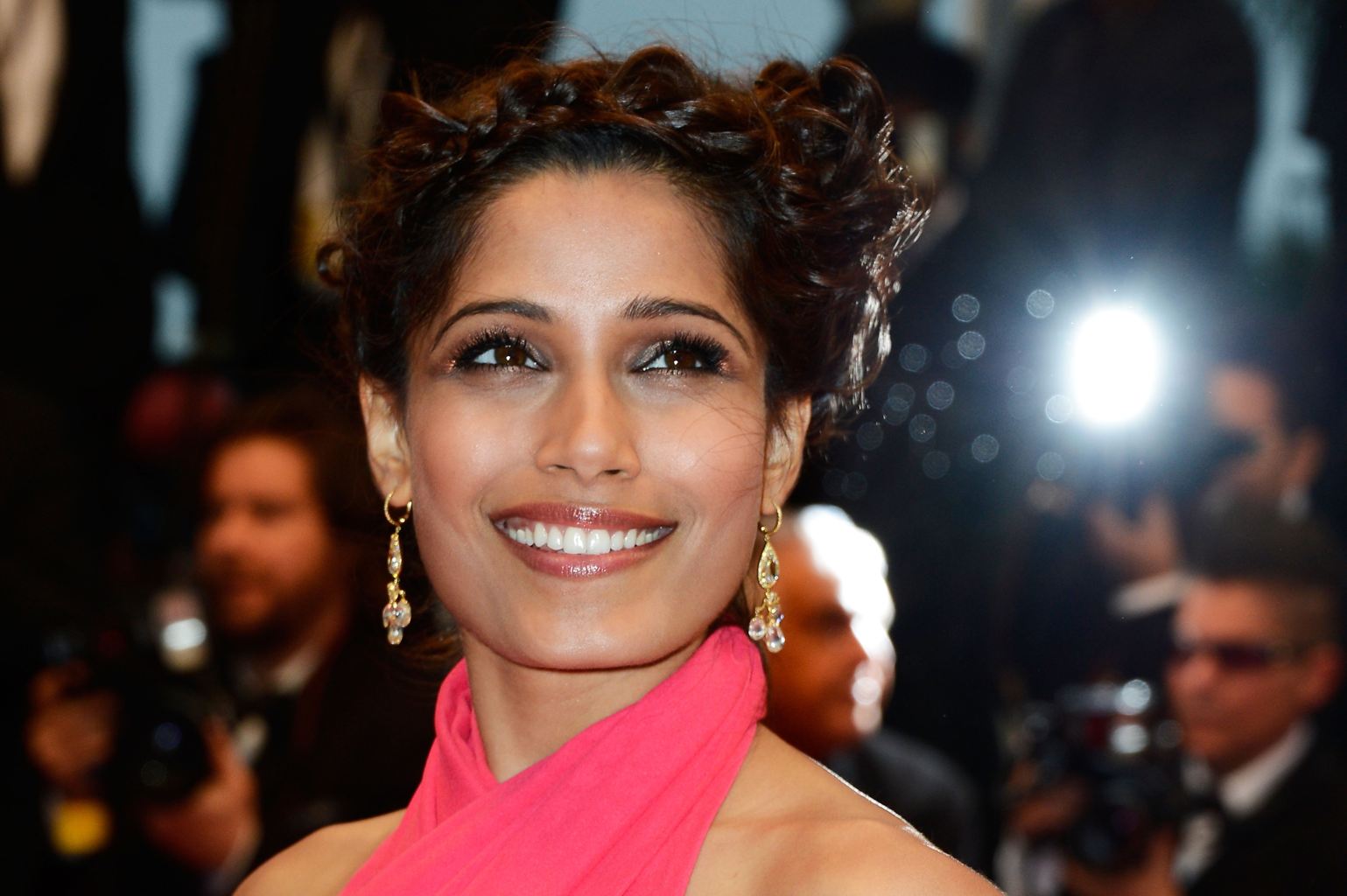 Freida Pinto chopard Фрида Пинто чопард серьги канны 2013