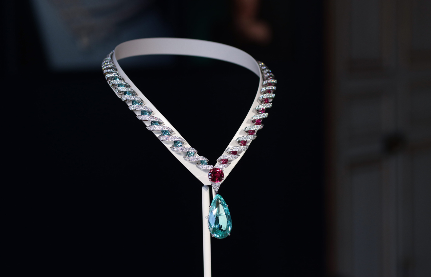  Chaumet Tango necklace from the En Scène collection with tourmaline, rubies and diamonds in 18k white gold