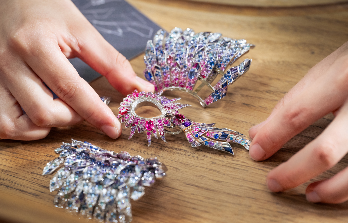  Assembling the Bvlgari Fenice secret watch from the Aeterna collection