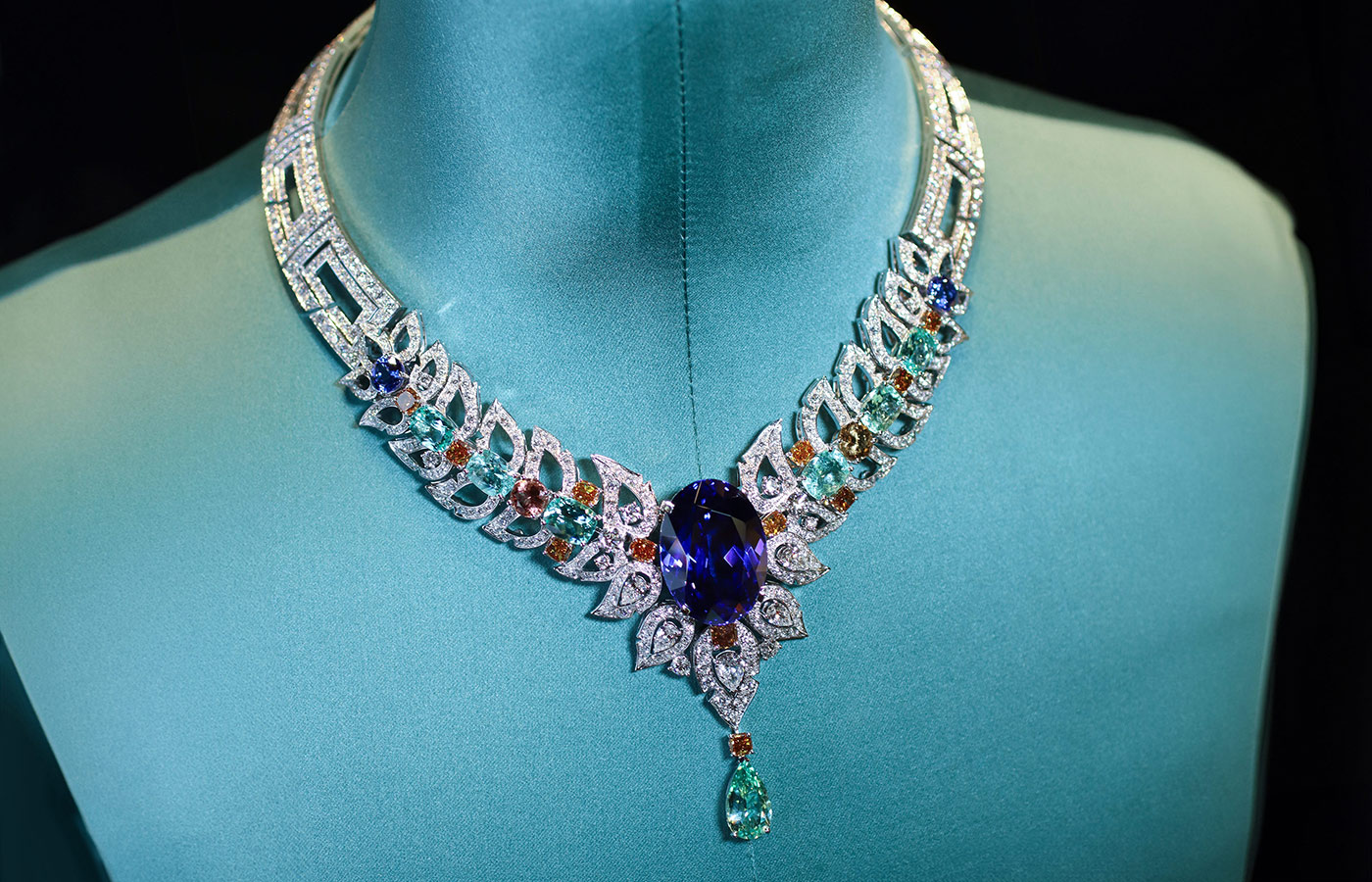 Gucci Labirinti  necklace with a 60.89 - carat tanzanite, multicoloured tourmalines, Paraiba tourmalines, tanzanites, white and fancy diamonds in white gold
