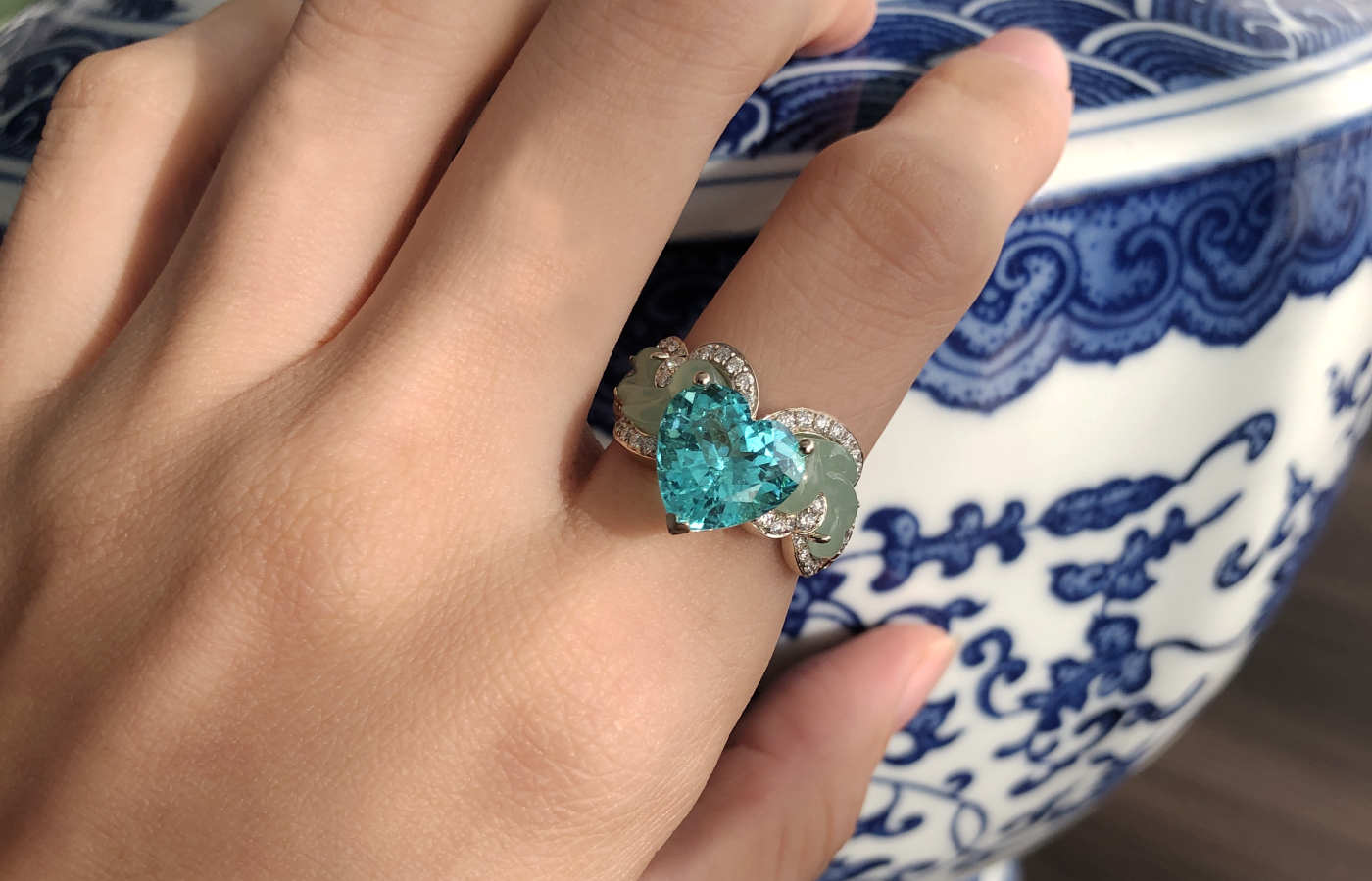  Simone Jewels Portraits of Porcelain Paradise in Harmony ring with Paraiba tourmaline, jade and diamonds in 18k gold