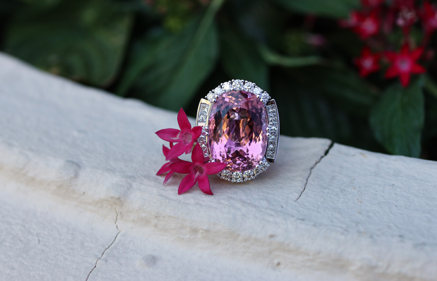  Sunita Nahata Blush collection ring with a 23.13 carat cushion-cut pink tourmaline, princess-cut diamonds and round brilliant-cut diamonds in 18k white gold 