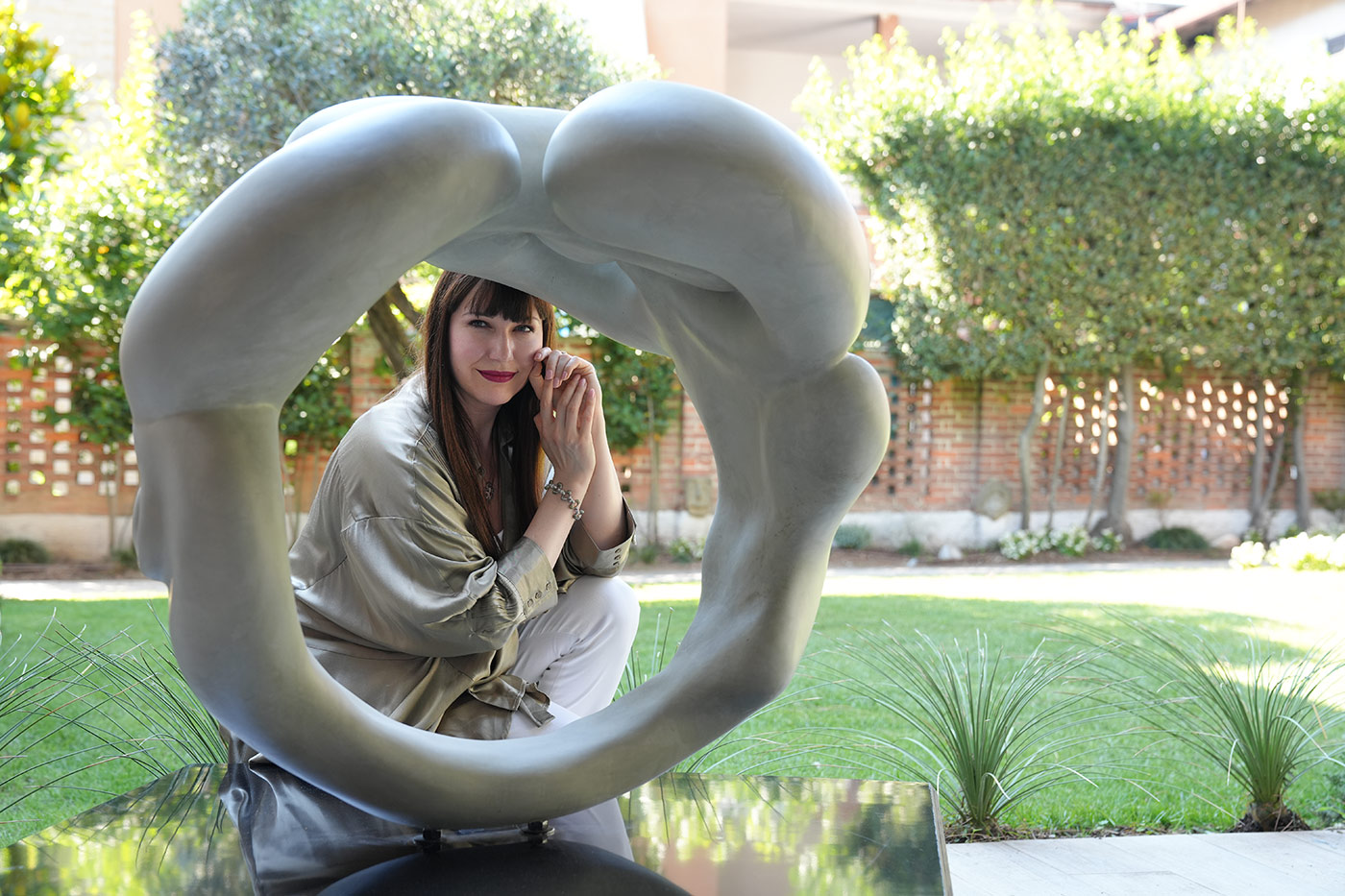  Katerina Perez at the Daverio1933 boutique in Bergamo, Italy, which presents a range of sculptures including some by Franco Daverio