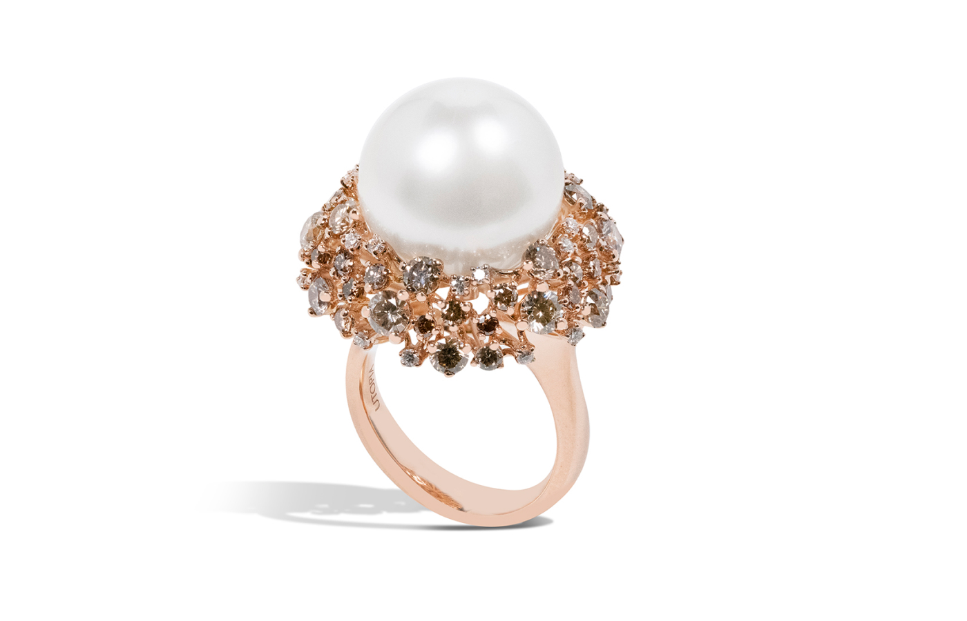  Utopia ring  with a South Sea pearl and diamonds in 18k white gold from the Bouquet collection