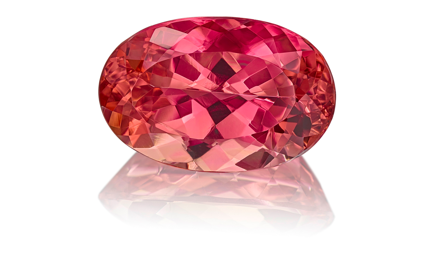  Constantin Wild will present this 5-carat red topaz at Jewellery and Gem World Hong Kong in September 2024
