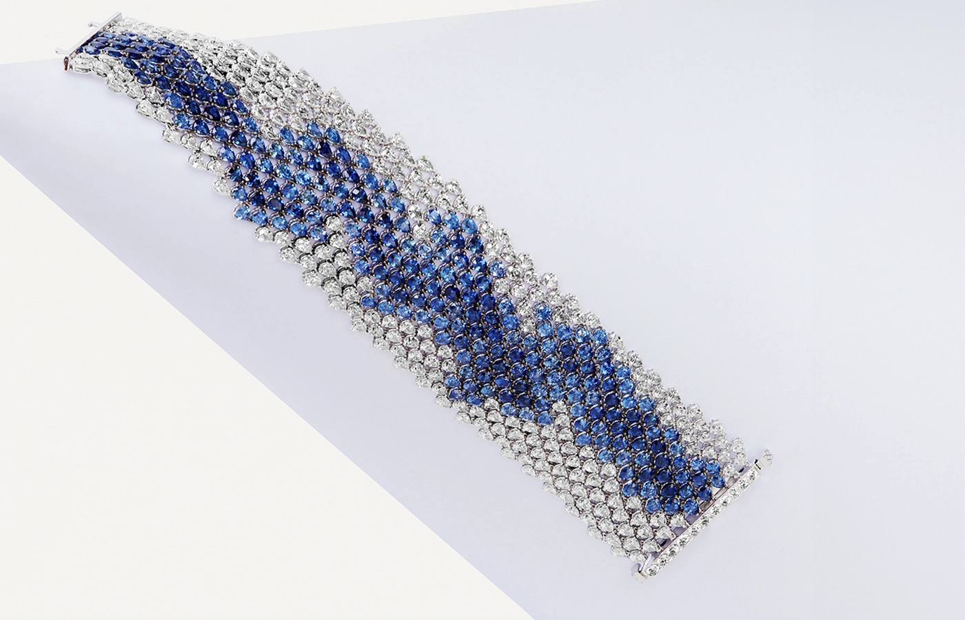  Smart Arts bracelet with 42.91 carats of sapphires and 26.29 carats of diamonds in 18k white gold 