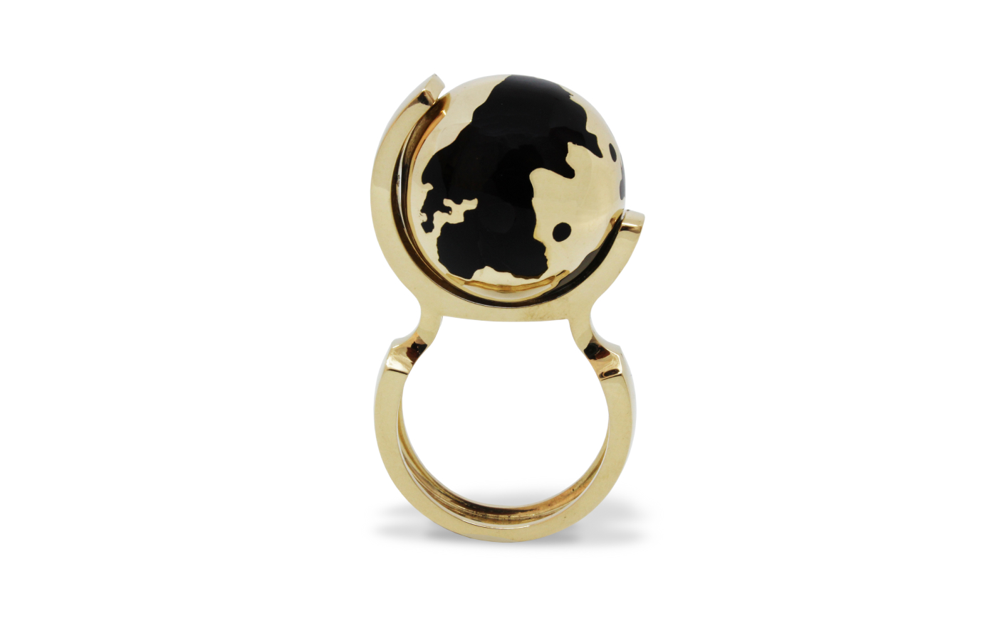  The World Famous ring with a spinning globe in 18k yellow gold by UltraLuxe 2024 participant Ilona Orel
