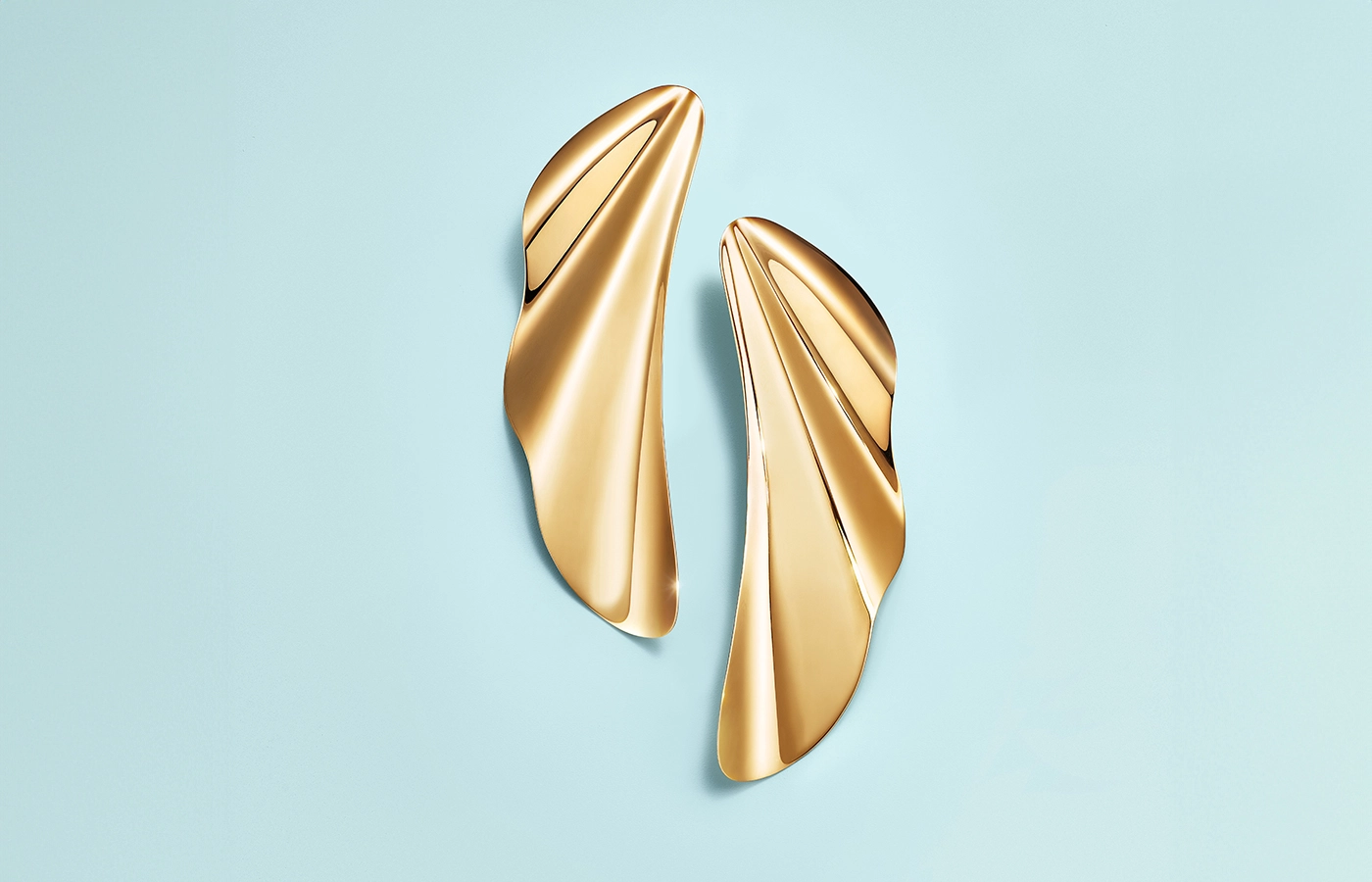  Tiffany & Co. Elsa Peretti High Tide earrings in 18k yellow gold