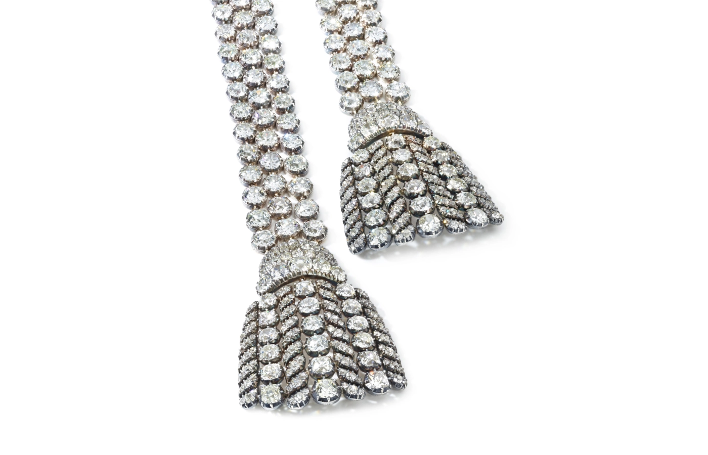  This 300-carat diamond necklace is an important piece of jewellery history and may have ties to Queen Marie Antoinette