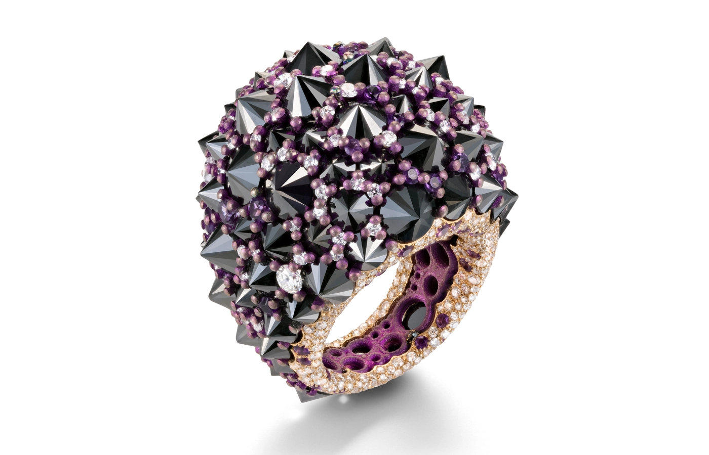  Mattioli Reve_r ring with black and white diamonds and rubies in 18k white gold