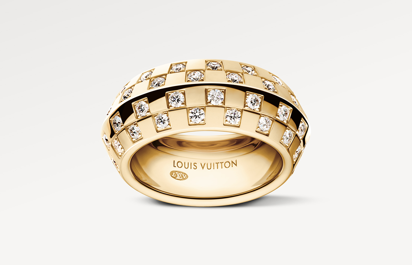  Louis Vuitton Le Damier four-row diamond ring in the iconic chequerboard pattern in yellow gold