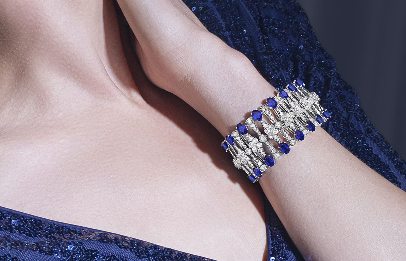 Picchiotti bracelet with 34 oval-shaped sapphires from Madagascar totalling 37.99 carats and 22.63 carats of round diamonds set in 18k white gold 