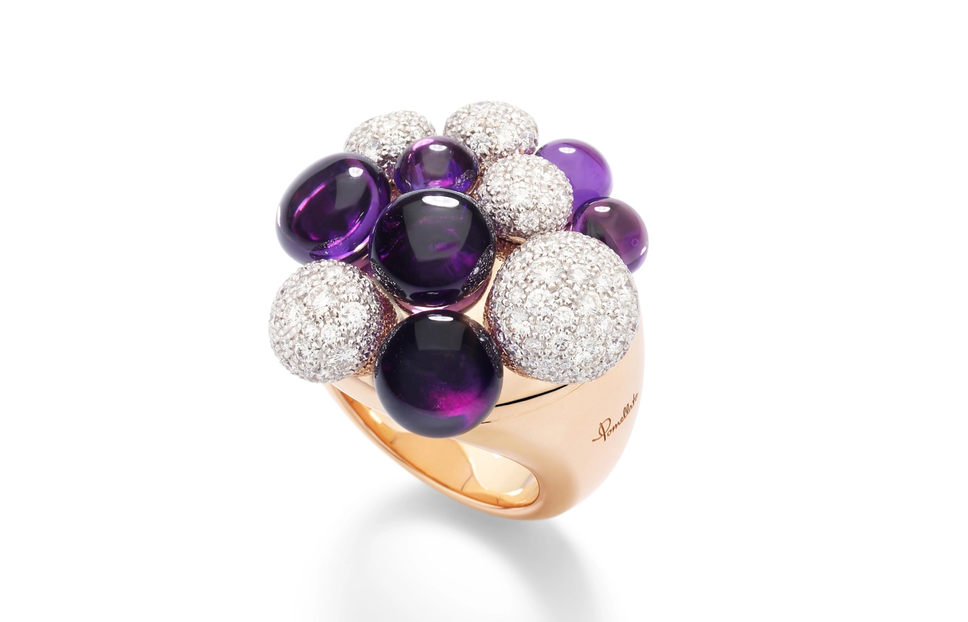  Mora ring by Pomellato featuring a cluster of amethyst and diamonds set in rose gold 
