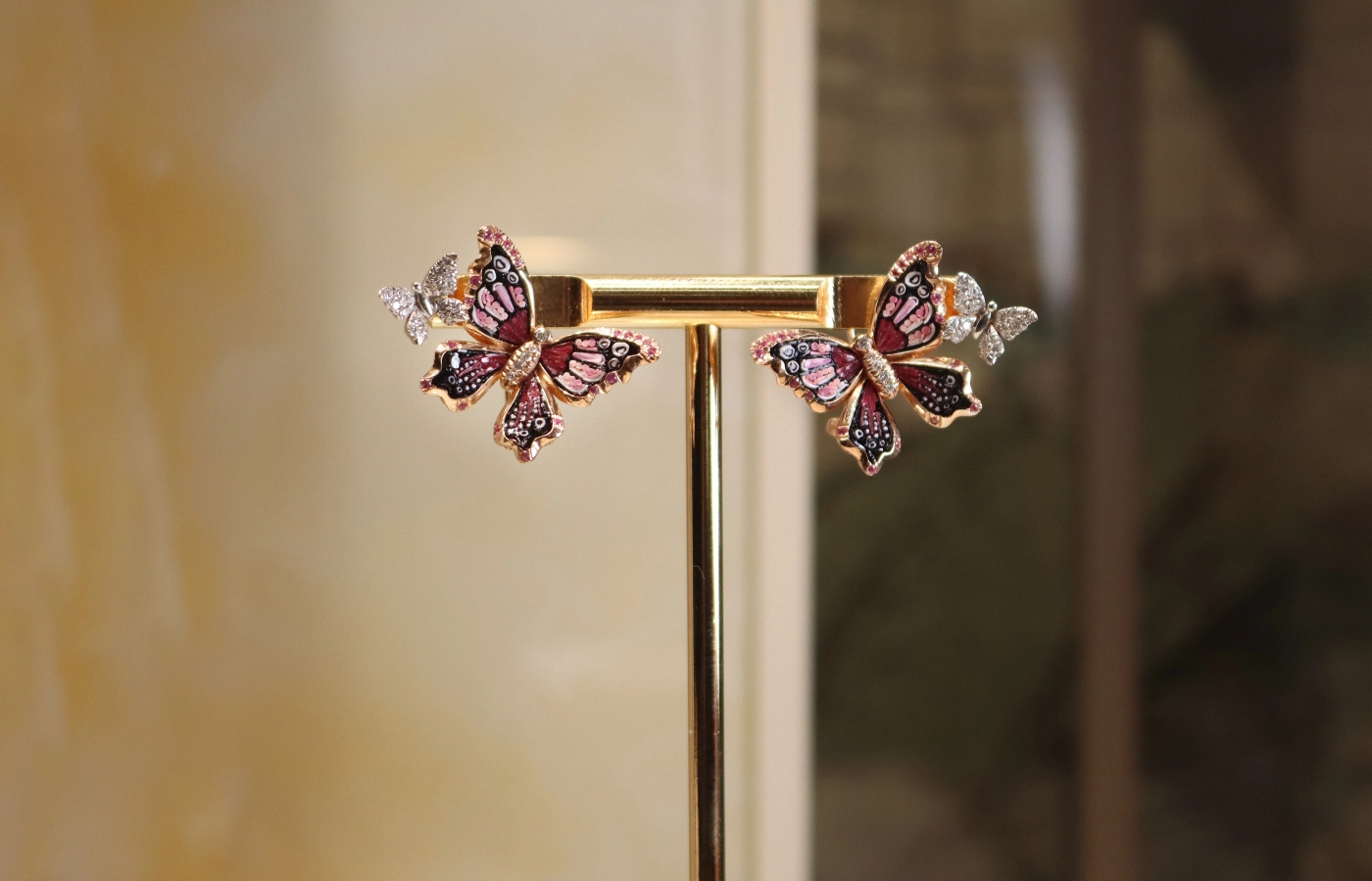  Sicis Nymphalia Pearly Eye earrings with light pink to intense magenta micromosaics, diamonds and pink sapphires in 18k rose gold 